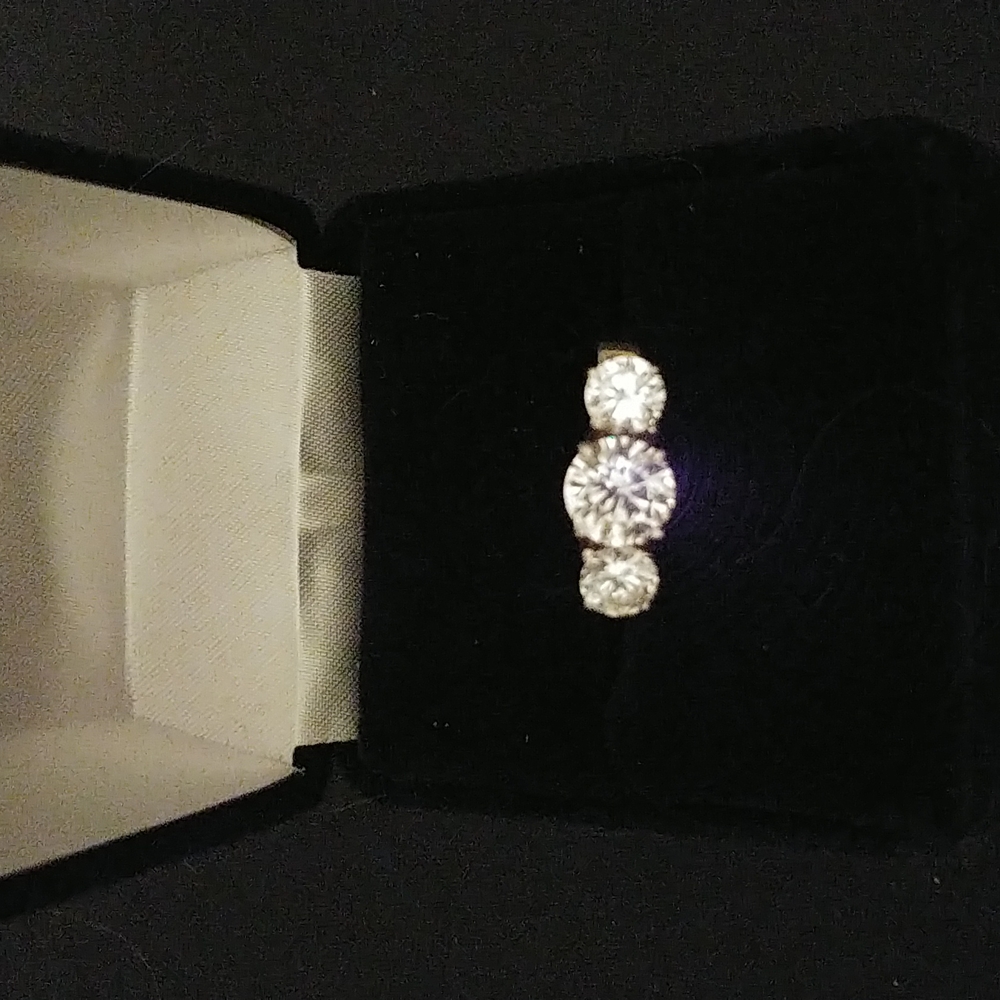 Tara Vanessa Ladies Statement ring Size 6